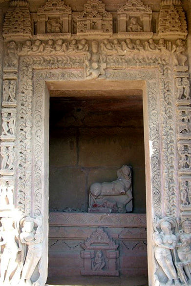 Image 5: Hari Hara Temple no. 1. Osian, Rajasthan, India. Gurjara Pratihara period, ca. mid-8th century CE. Image courtesy: Prof. Chedha Tingsanchali.