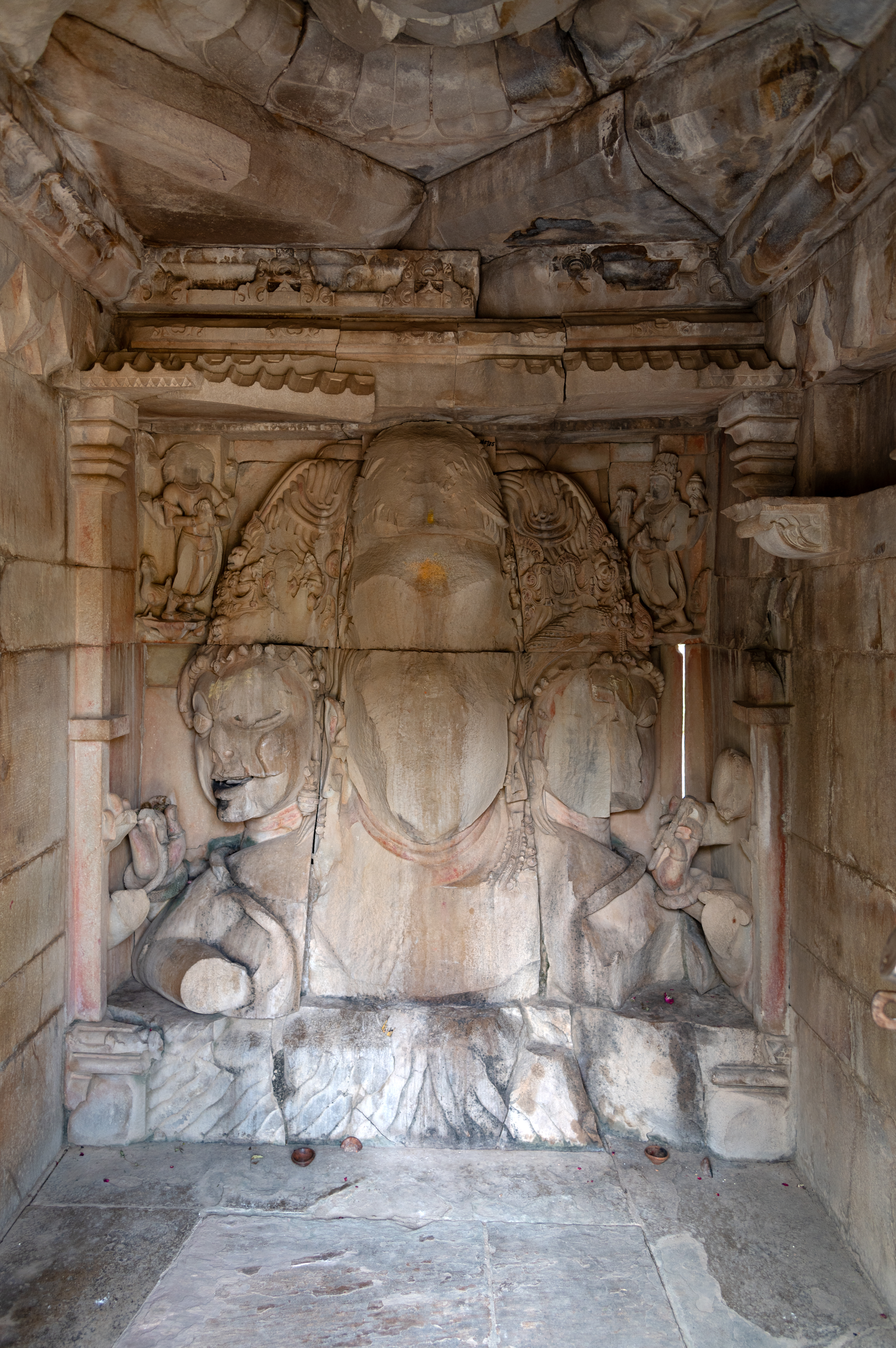 Image 15: Sadashivamurti or Maheshmurti, a detailed view of the presiding deity in the garbhagriha (sanctum sanctorum) of the Sadashiva Temple (Temple 5), Baroli group of temples.