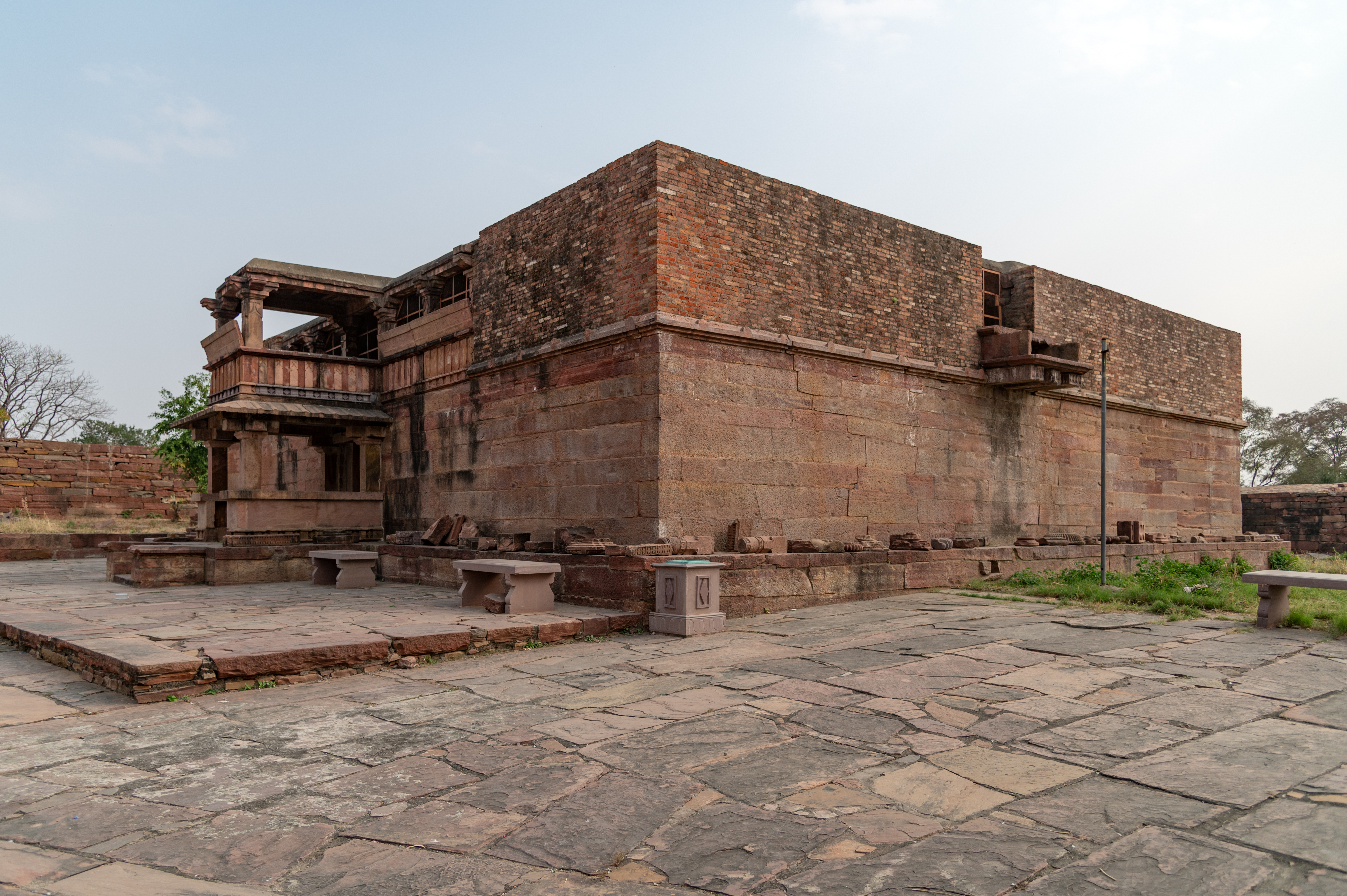 The Mahanaleshwar temple complex houses the matha, a monastery/religious building. The two-story structure was built by a sage named Bhava Brahma, of the Mattamyura tradition, during the reign of Cahamana King Prithviraja II in the 12th century CE. Matha is one of Central India's finest examples of residential buildings.